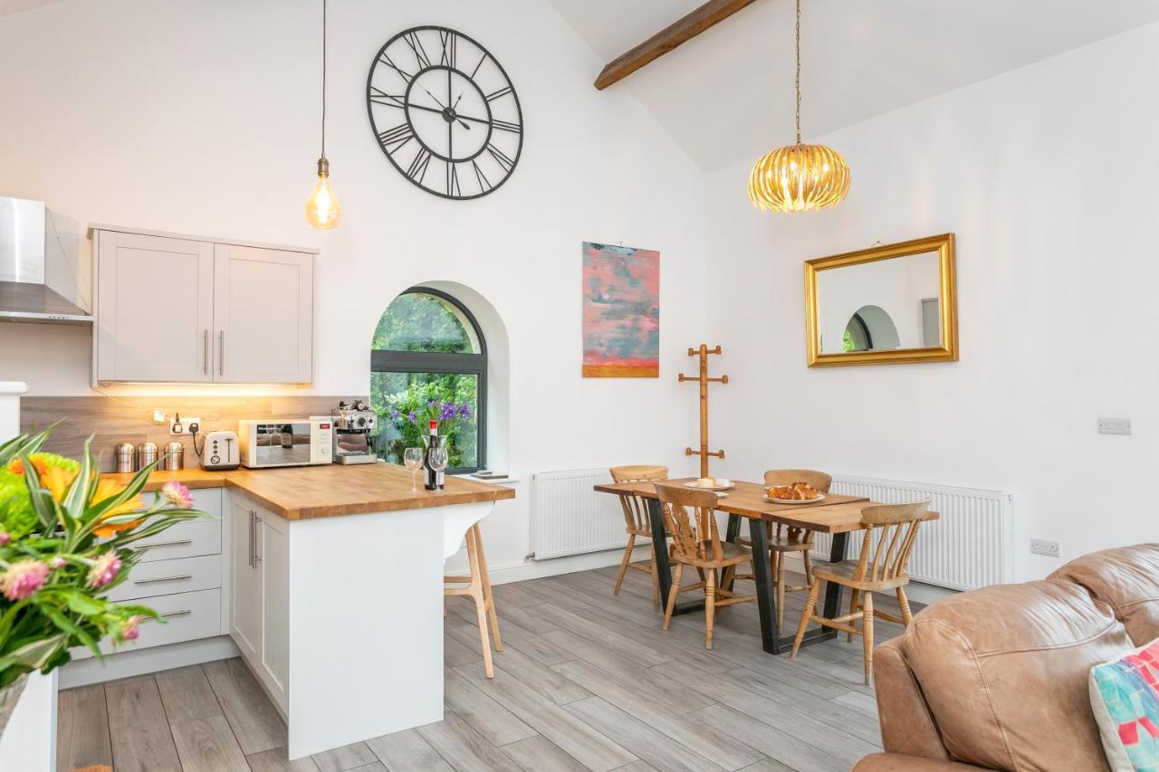 Riverbank Holiday home